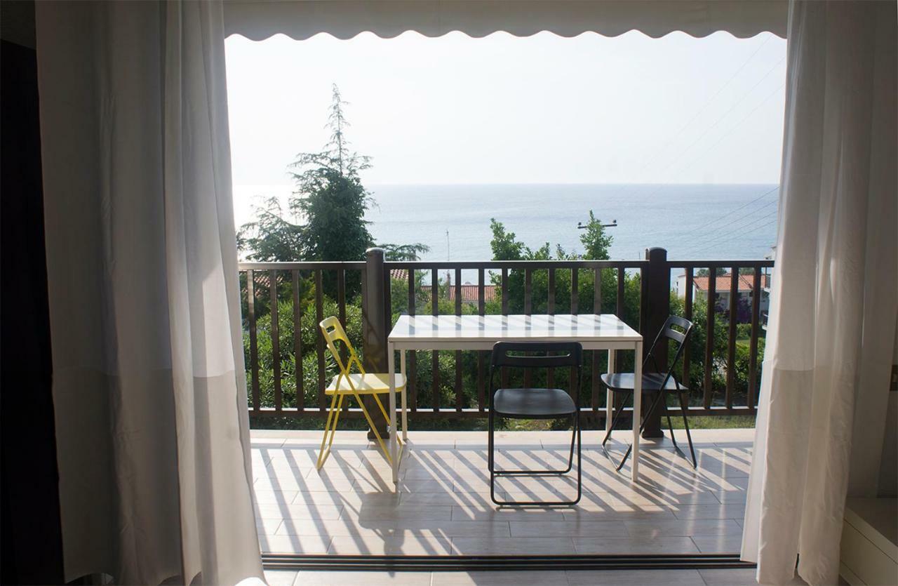 Possidi Aigaiopelagitika 2-Floor Beach House Каландра Экстерьер фото